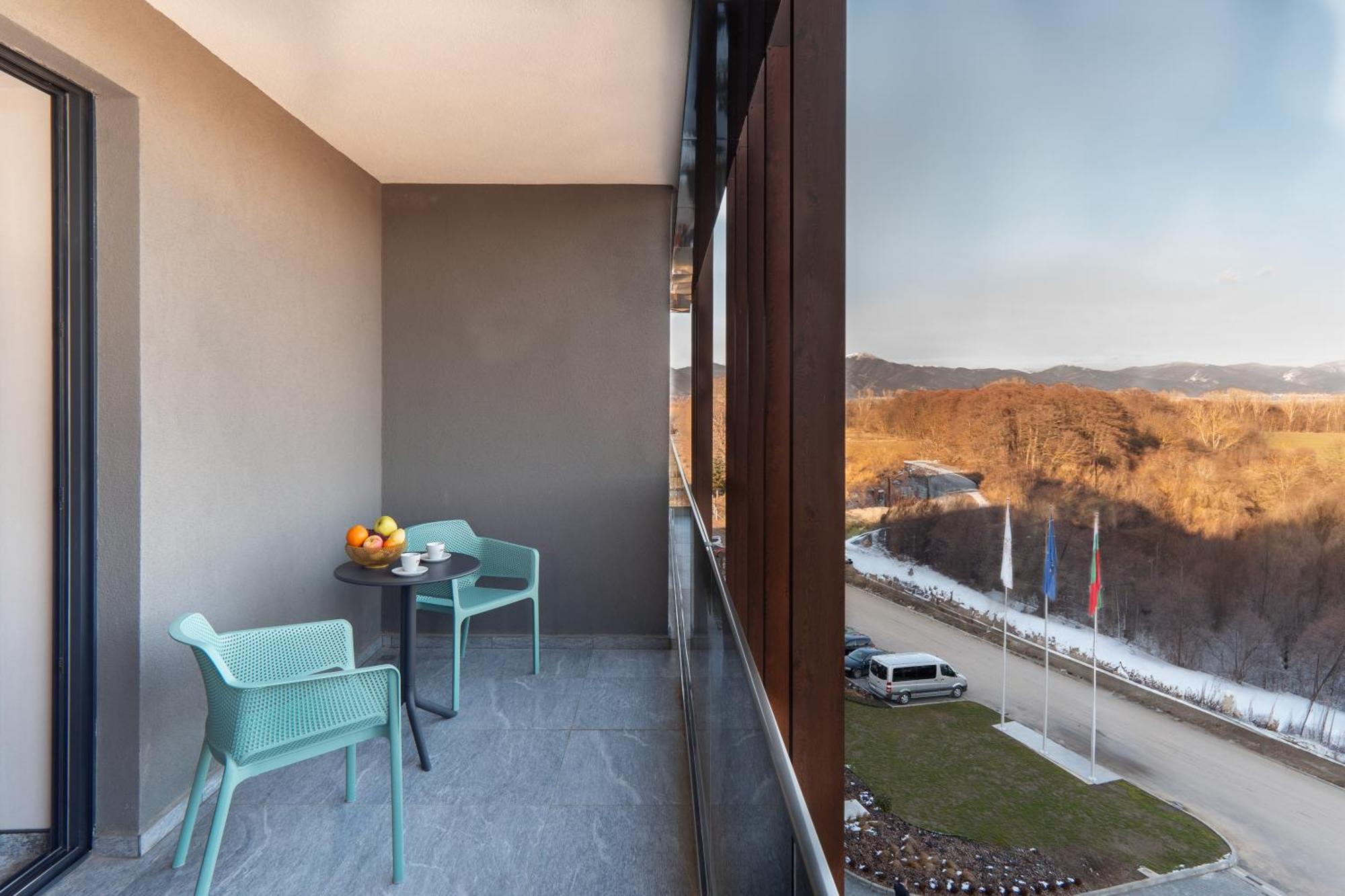Atmosphere Balneo Hotel & Spa Pavel Banya Bagian luar foto
